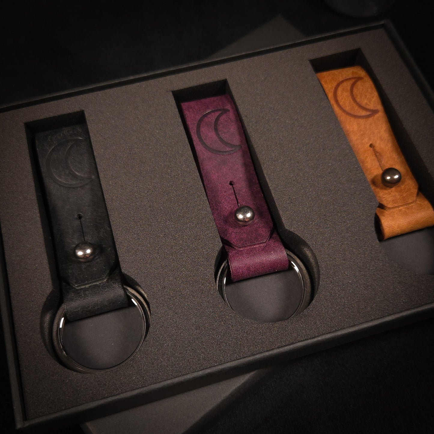 Handmade Leather Keychain Gift Set (Moon)