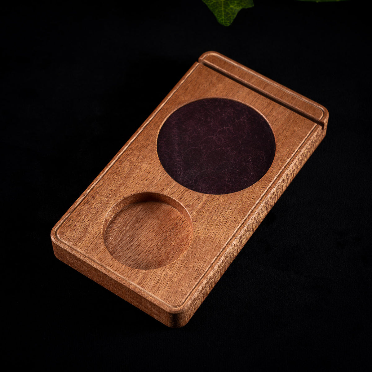 The Vesper altar piece for a single-card daily tarot draw